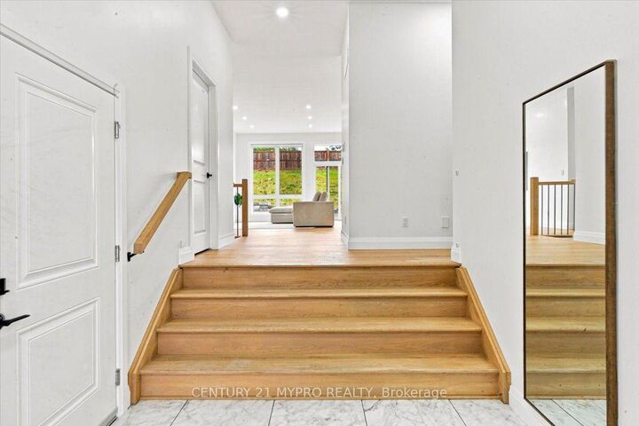 Property Photo: 41 Schmidt Way ON K8V 0L5