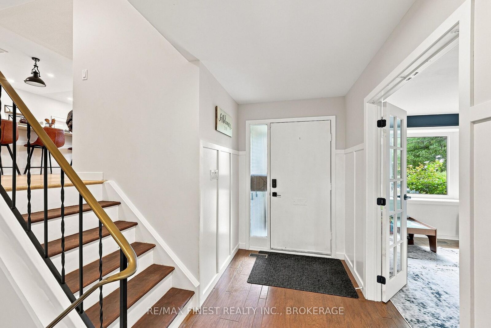 Property Photo: 907 Pembridge Crescent ON K7M 6C6