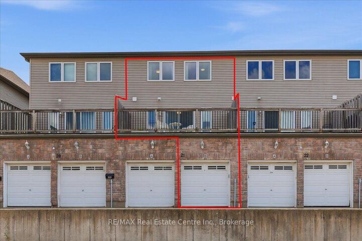 Property Photo: 975 Strasburg Road 21B ON N2E 0A8