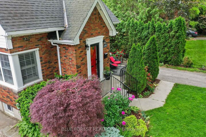 Property Photo: 194 Belgrave Avenue ON N6C 4B9