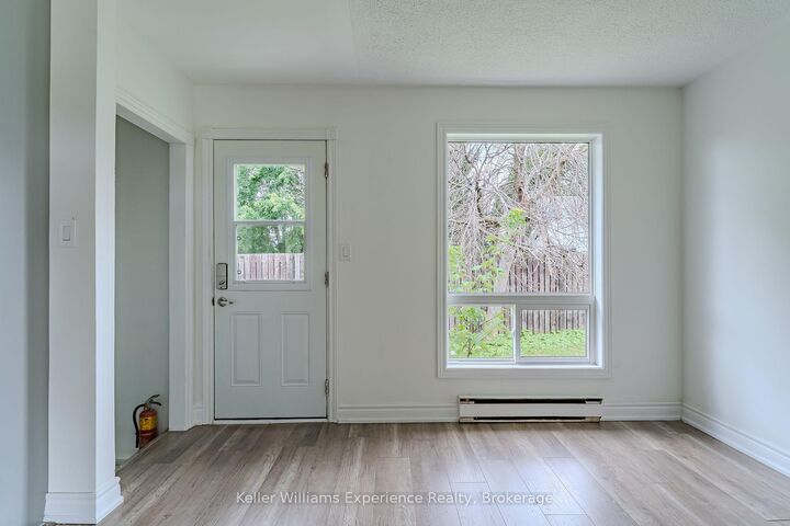 Property Photo:  1088 8th Street E  ON N4K 1M6 