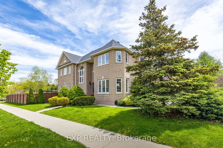 Property Photo: 2137 Frontier Drive ON L6M 3S3