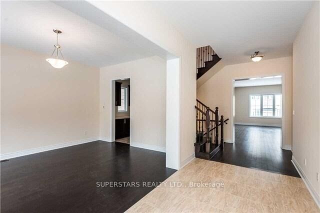 Property Photo: 58 Ken Sinclair Crescent ON L4G 3J1