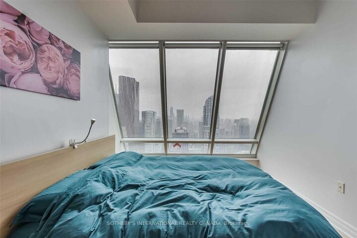 Property Photo:  8 The Esplanade N/A 5505  ON M5E 0A6 
