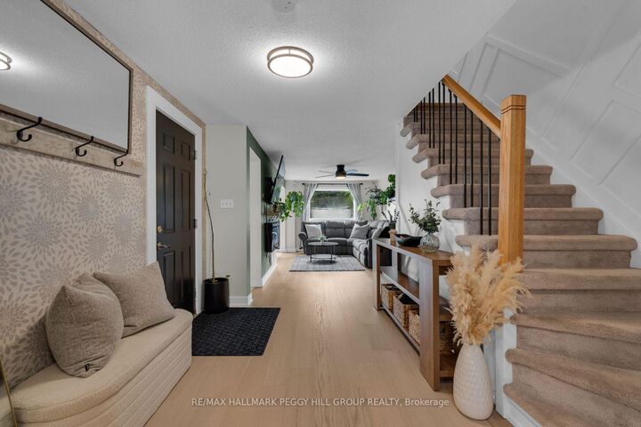 195 Dunsmore Lane — photo 1