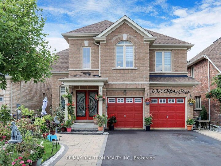 133 Milby Crescent — photo 1
