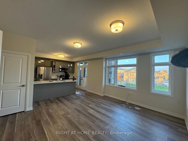 Property Photo: 869 North Waterdown Drive 44 ON L8B 1W4