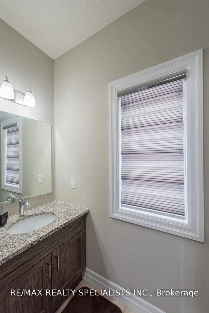 Property Photo: 3251 Turner Crescent ON N6M 0B1