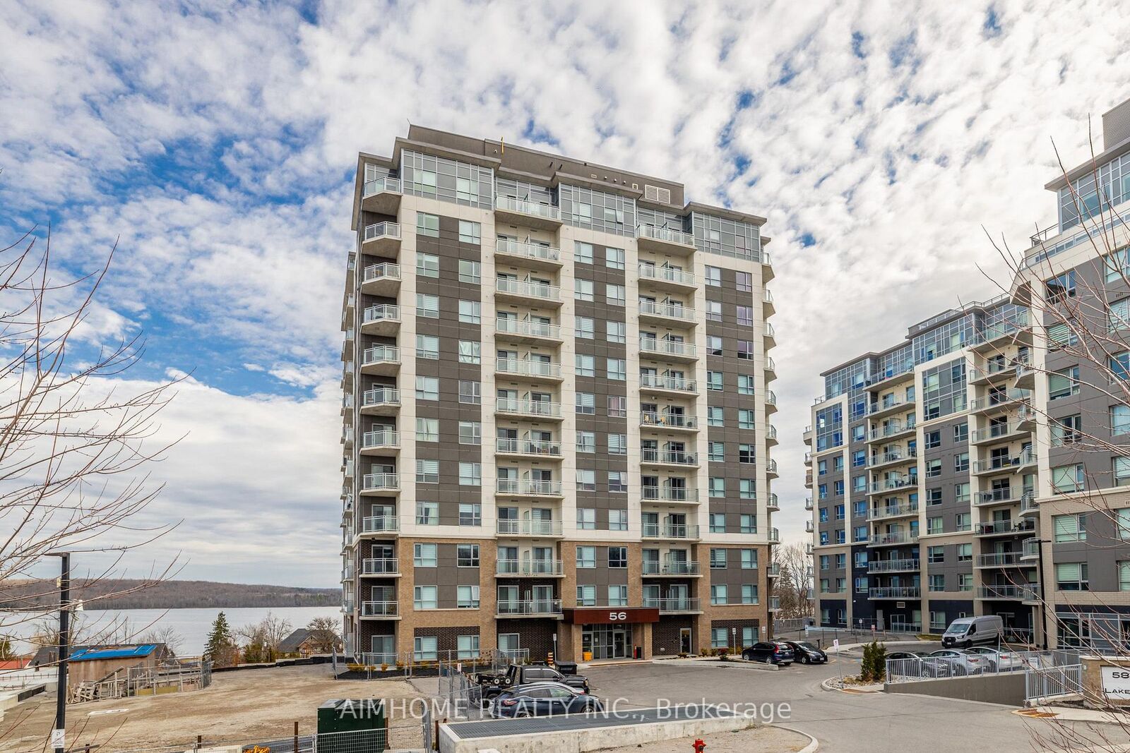 Property Photo: 56 Lakeside Terrace 1203 ON L4M 0L4