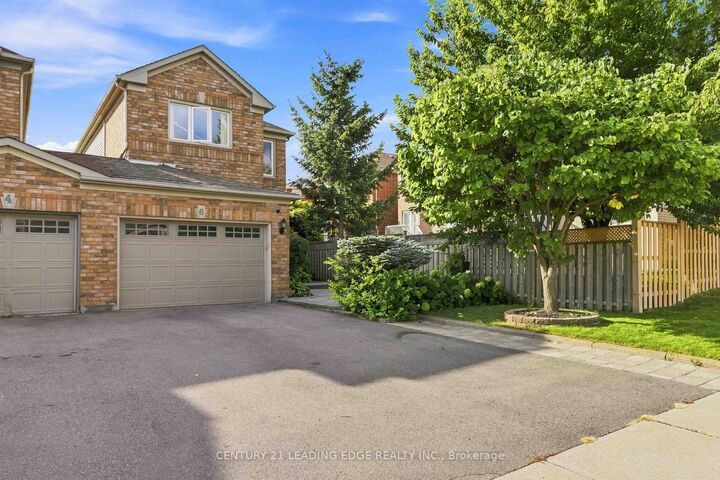 Property Photo: 6 Birchcliffe Drive ON L6Z 4T3