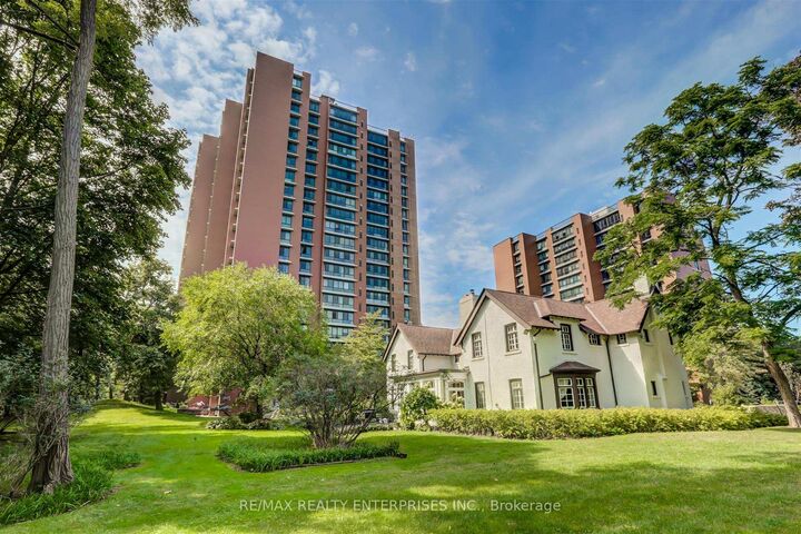 Property Photo:  1400 Dixie Road 405  ON L5E 3E1 
