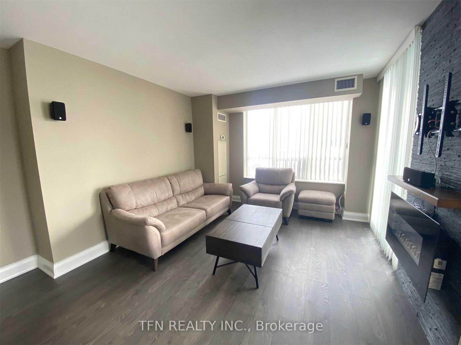 Property Photo:  310 Red Maple Road 704  ON L4C 0T7 