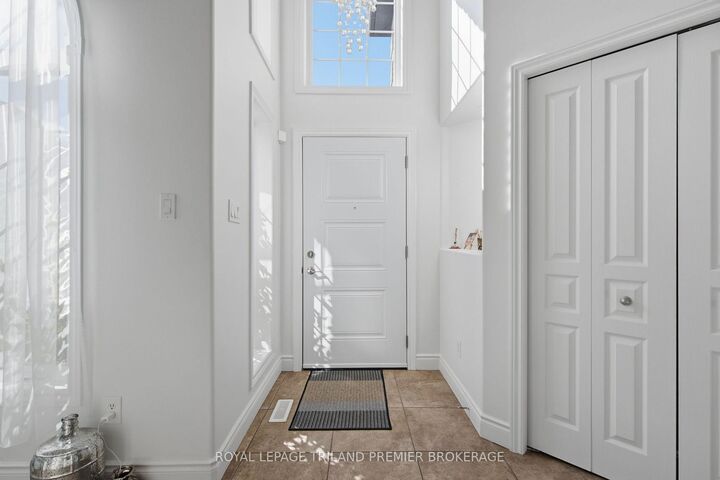 Property Photo:  570 Garibaldi Avenue  ON N5X 4K2 