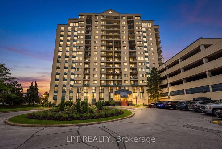 Property Photo: 75 Ellen Street 1111 ON L4N 7R6