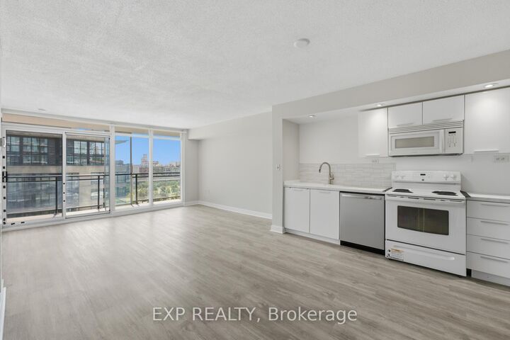 Property Photo: 25 Capreol Court 810 ON M5V 3Z7