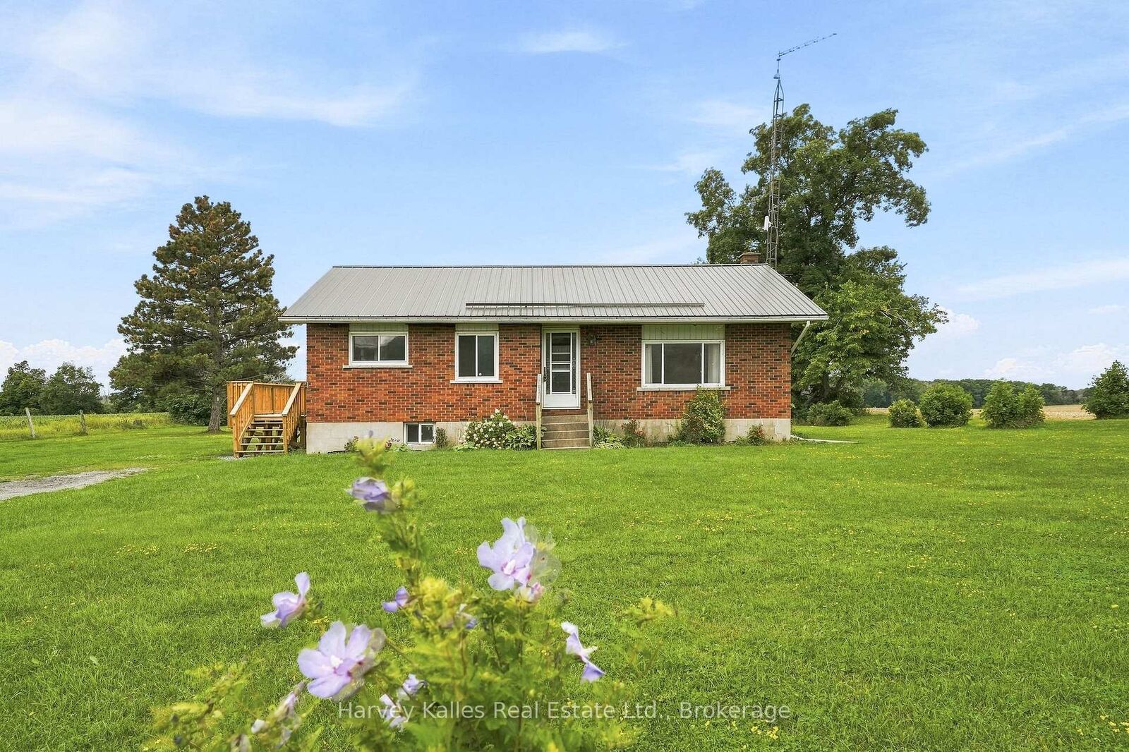 Property Photo: 147 Caughey Road ON K0K 1W0