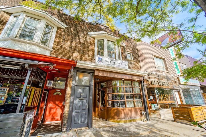 Property Photo:  1378 Danforth Avenue Room 1  ON M4J 3V9 