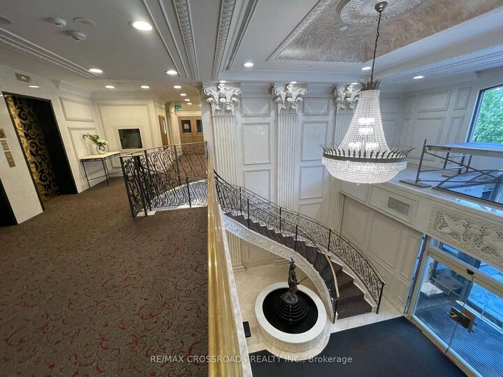 Property Photo: 5418 Yonge Street 507 ON M2N 6X4