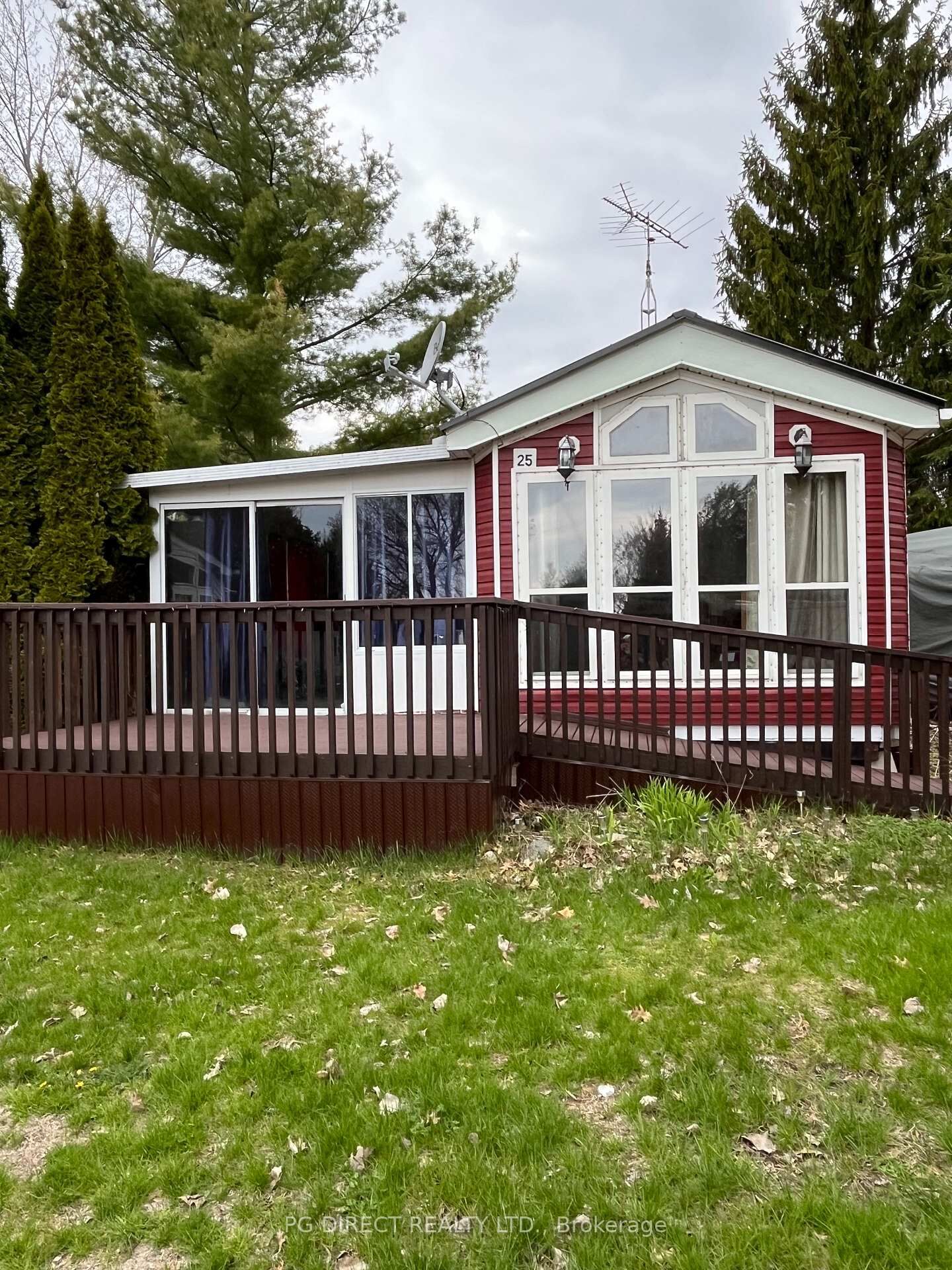 Property Photo:  116 Cedardale Road 25  ON K0K 1K0 