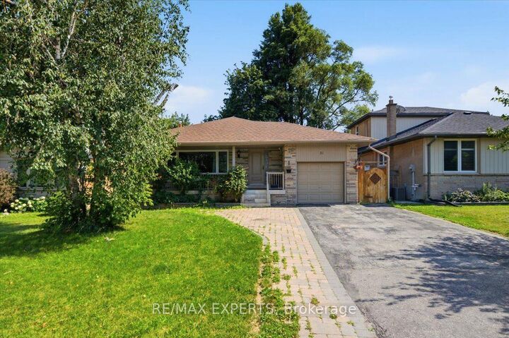 Property Photo:  51 Clifton Avenue  ON M3H 4K9 