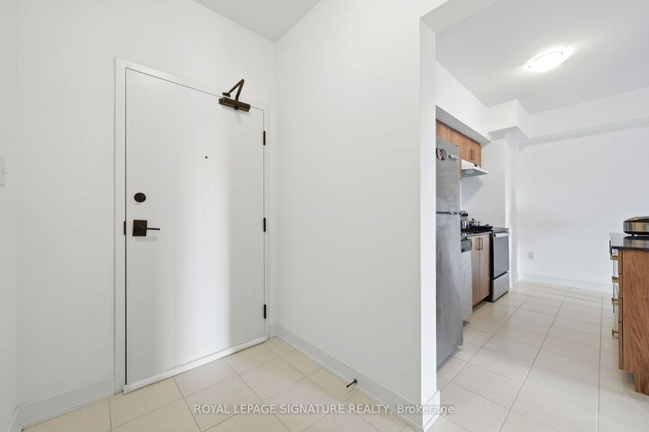 Property Photo:  5 Chef Lane 504  ON L9J 0J9 