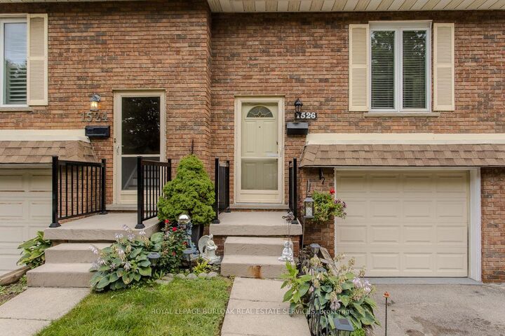 Property Photo: 1526 Westminster Place ON L7P 2B5