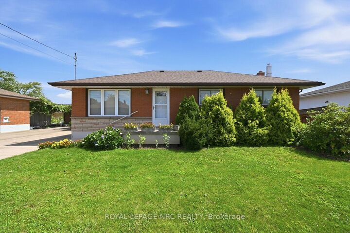 Property Photo:  131 Joyce Avenue  ON L3B 1S7 