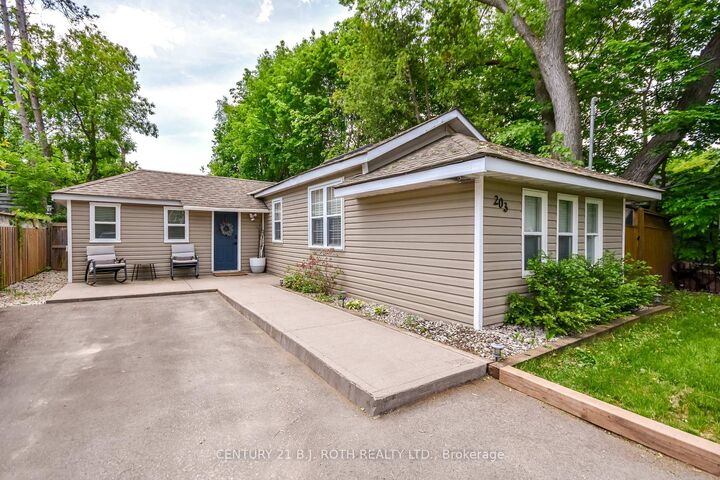 Property Photo:  203 Southview Road  ON L4N 3X6 