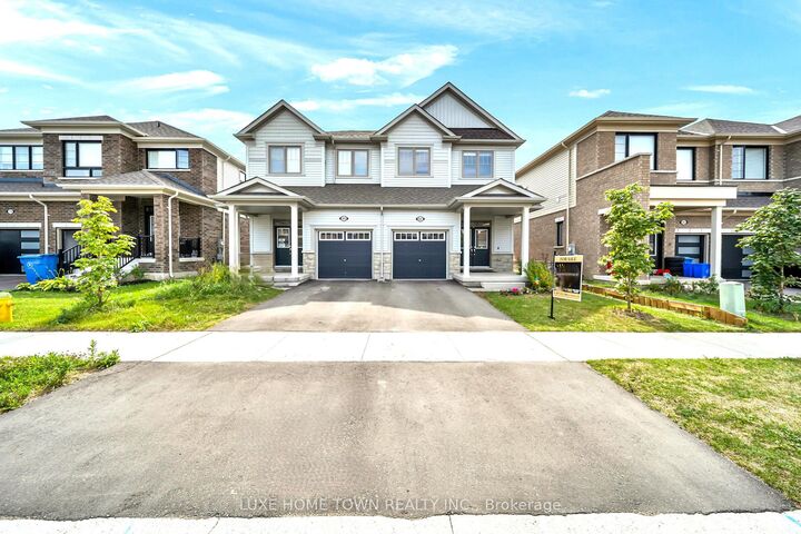 Property Photo: 82 Prest Way ON N1M 0J8