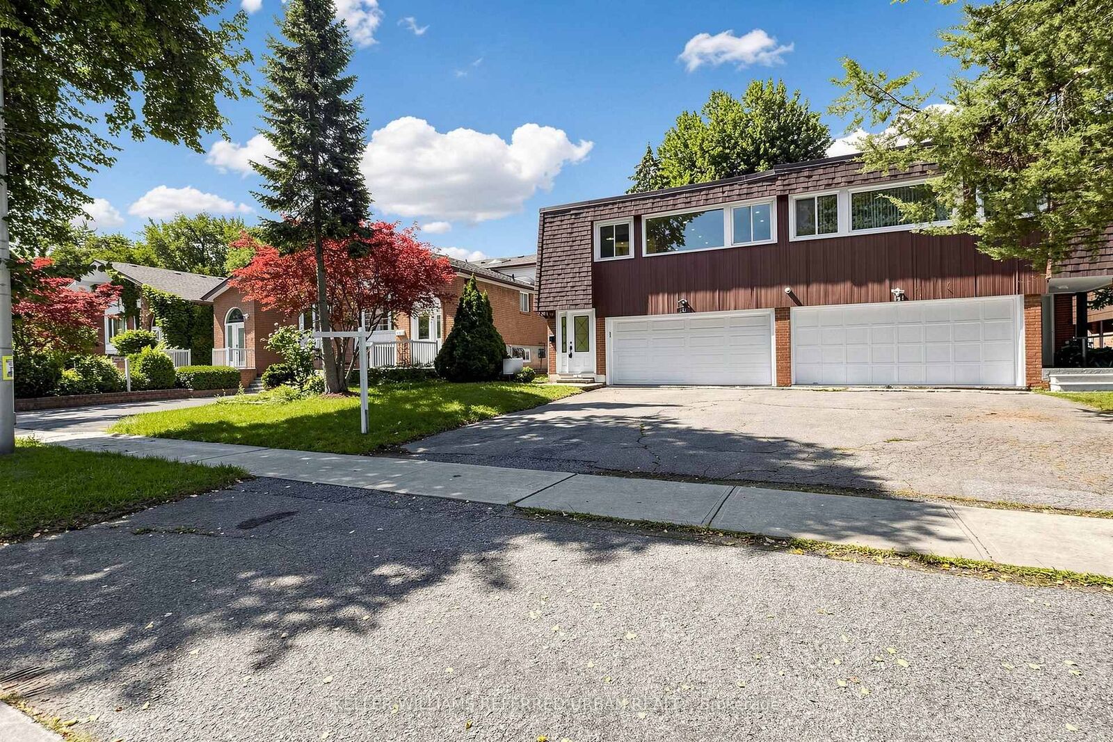 Property Photo: 143 Silas Hill Drive ON M2J 2X8