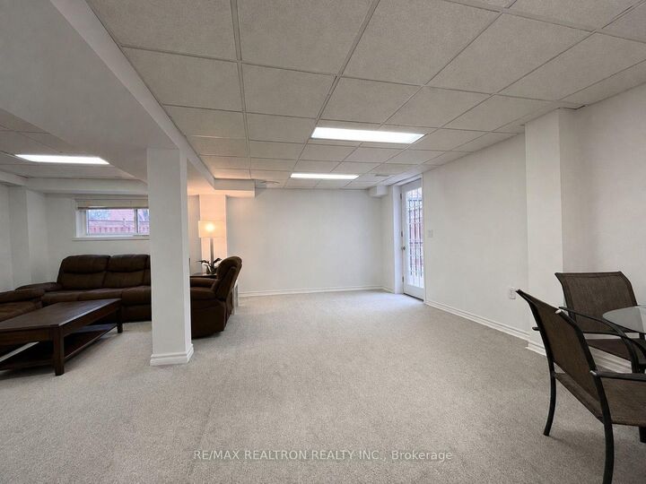 Property Photo: 82 Rush Road Lower ON L4G 7G5