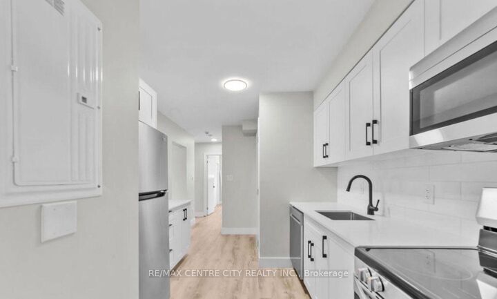 Property Photo:  400 Scenic Drive N 3A  ON N5Z 3A8 