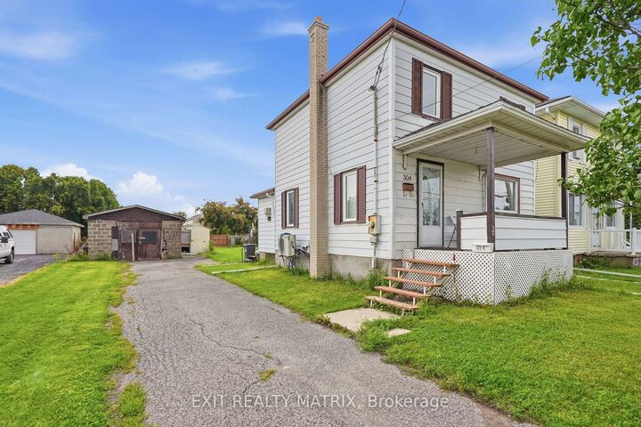Property Photo:  304 Abbott Street  ON K6A 2C9 