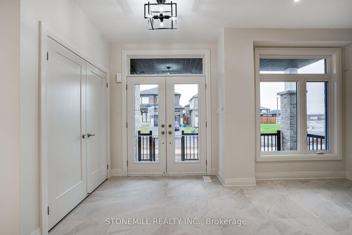 Property Photo: 239 Midland Place ON L3B 0H4
