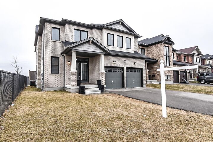 Property Photo: 206 Crafter Crescent ON L8J 0J1
