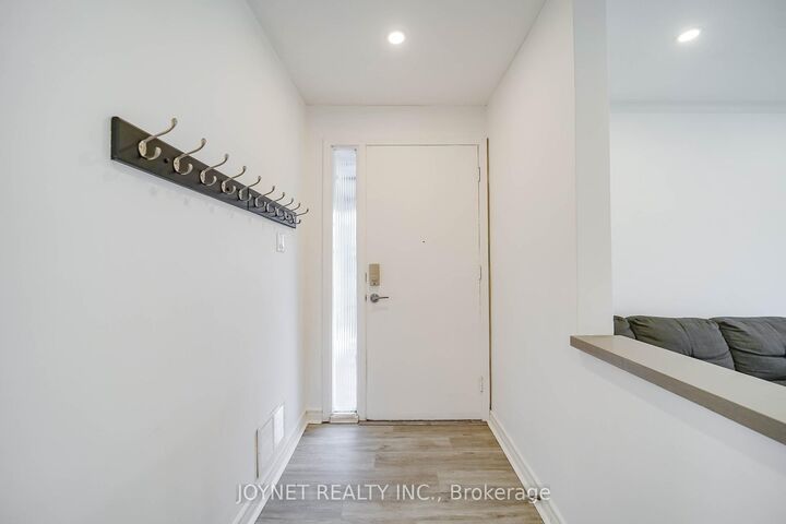 Property Photo: 299 Palmer Avenue ON L4C 1P4