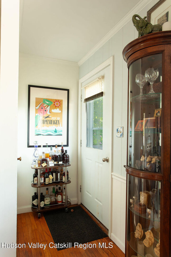 Property Photo:  47 Saugerties Manor  NY 12477 