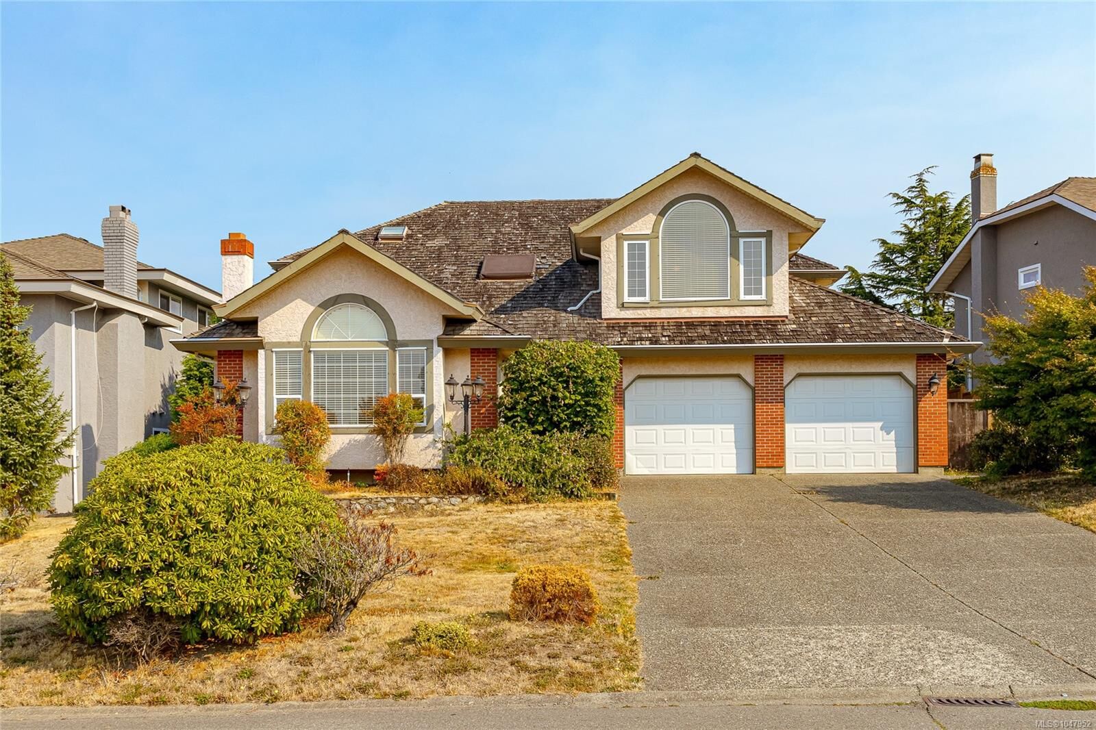 Property Photo: 1880 Francisco Terr BC V8N 6J2