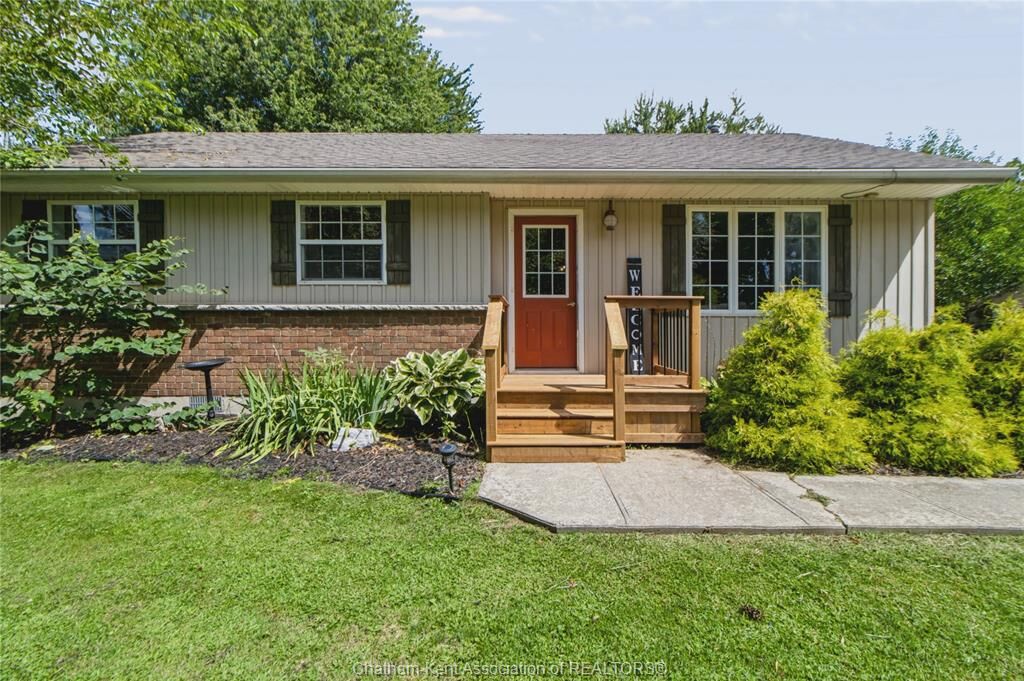 Property Photo: 13 Tecumseh Street ON N0P 1A0