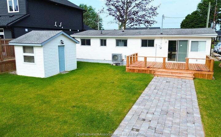 Property Photo: 4674 Riverside Drive ON N0P 2B0