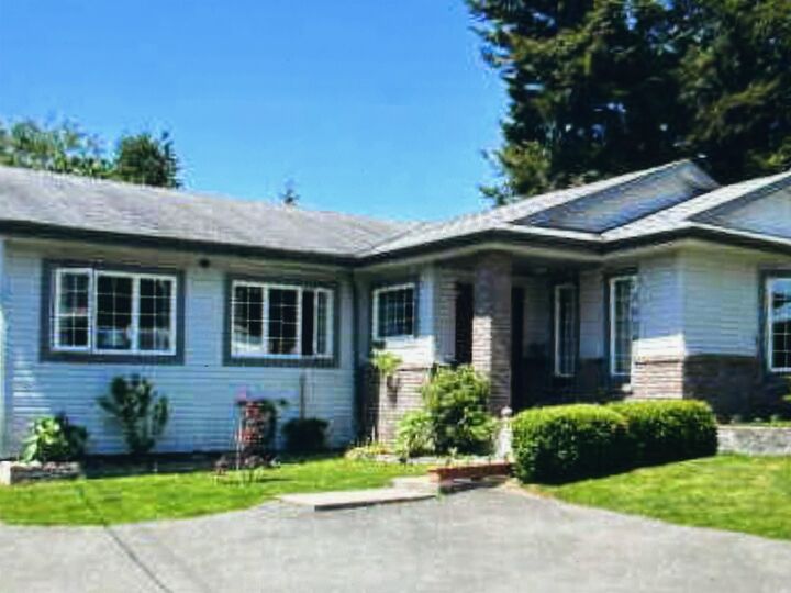 Property Photo: 7597 Wren Street BC V2V 3C2