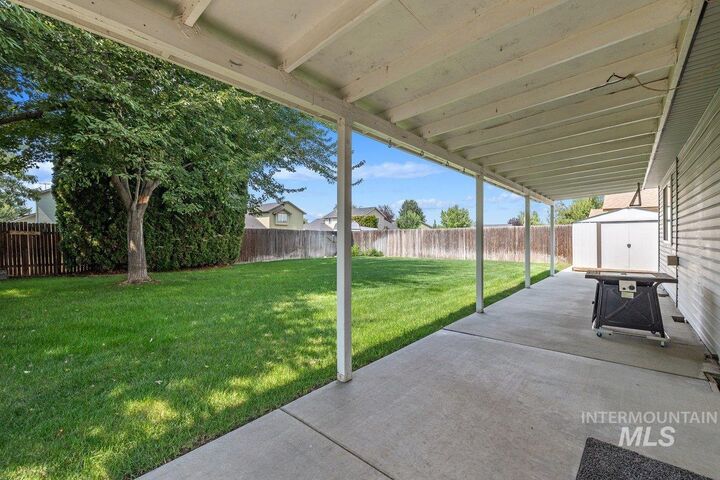 Property Photo:  897 S Pelican Way  ID 83642 
