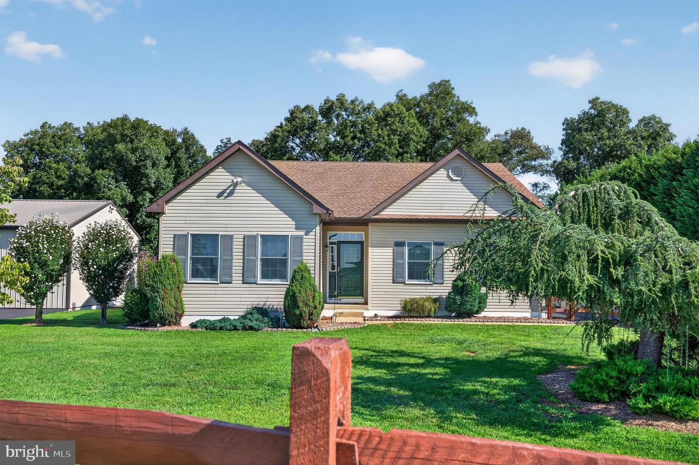 Property Photo:  1323 Lorewood Grove Road  DE 19709 