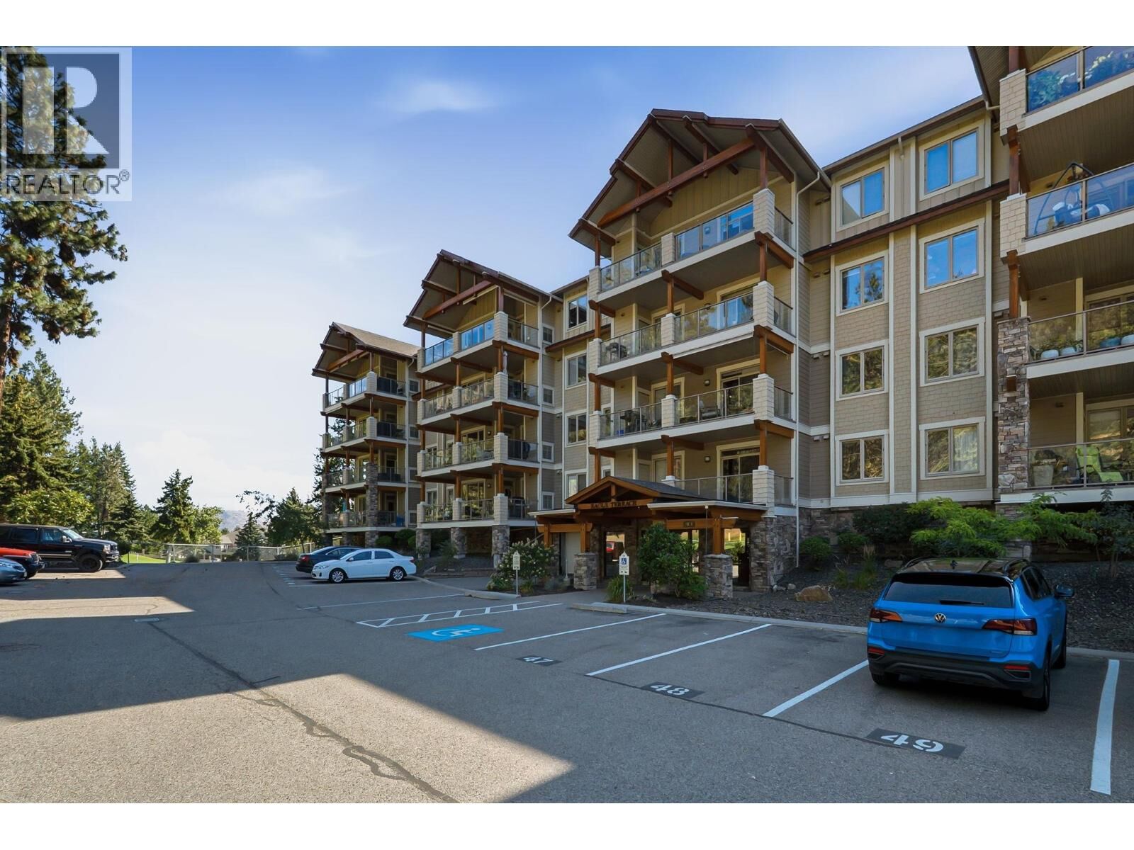 Property Photo: 2470 Tuscany Drive 103 BC V4T 3G8