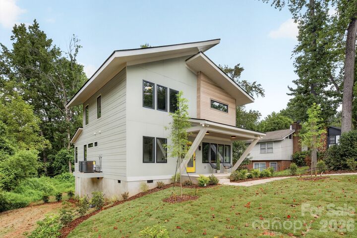 Property Photo:  5151 Grafton Drive  NC 28215 