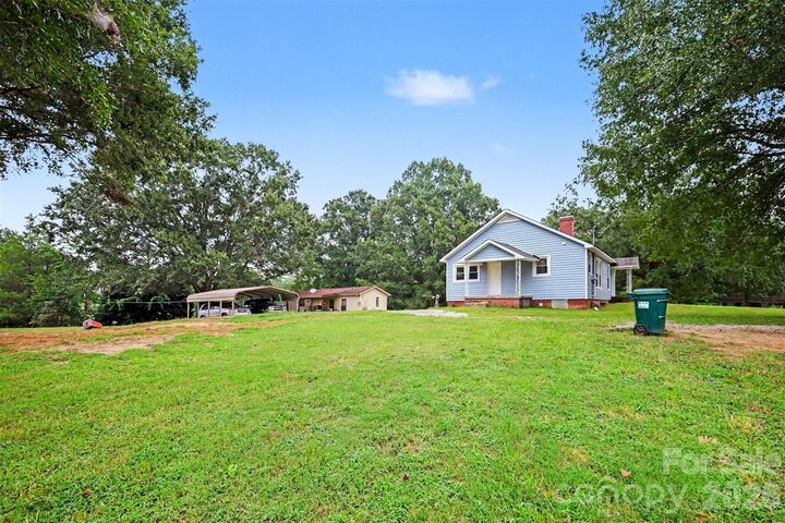 Property Photo:  1550 Saw Road  NC 28023 