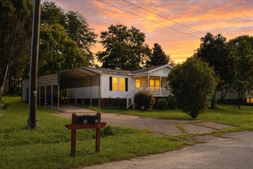Property Photo:  110 Minnie Court  SC 29461 