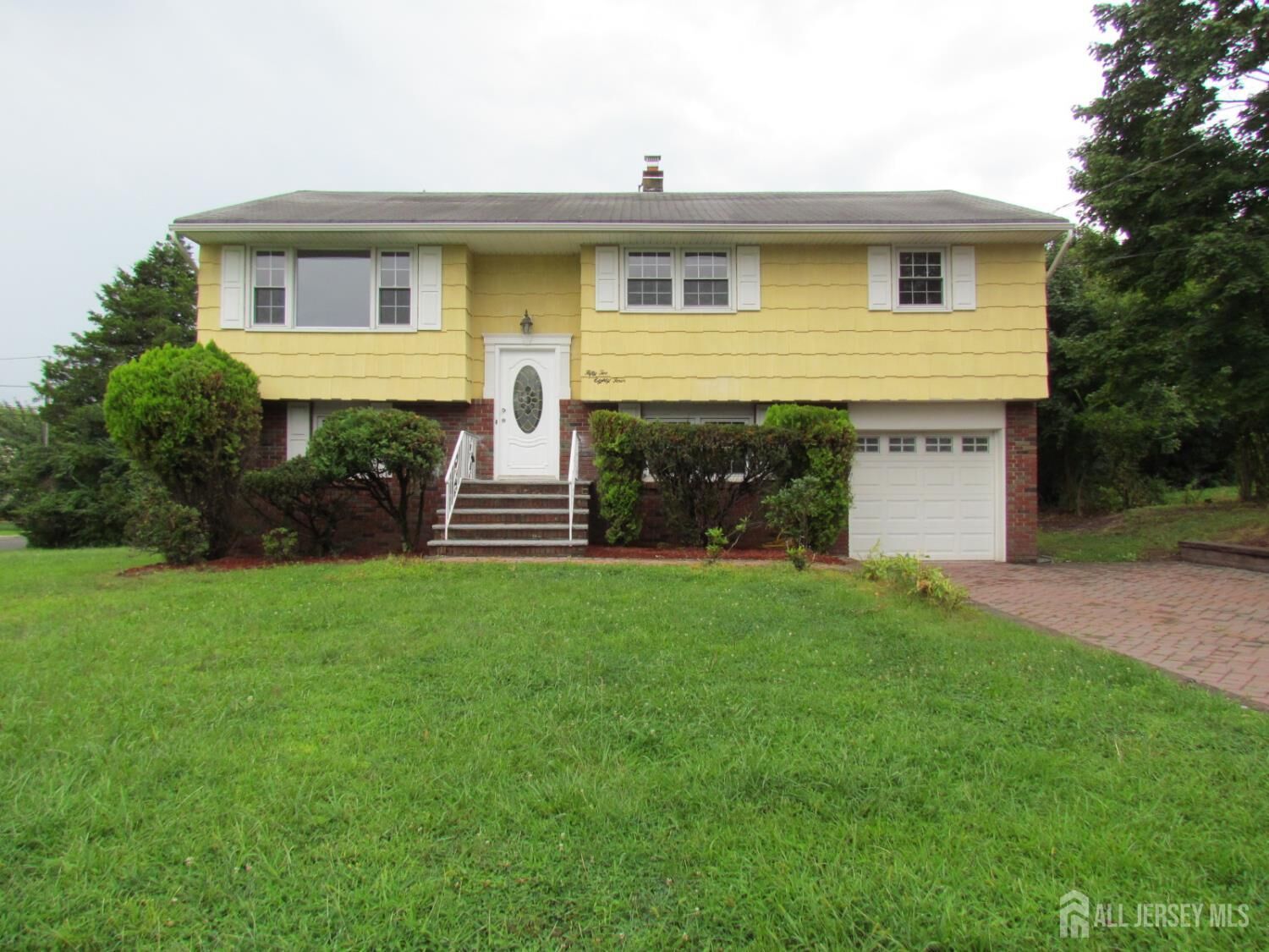 Property Photo:  5284 Deborah Drive  NJ 08854 