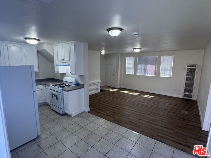 Property Photo: 5903 Crenshaw Blvd CA 90043