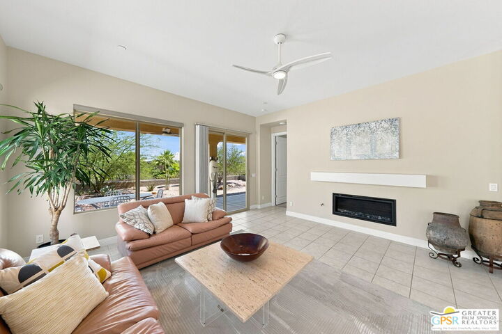 Property Photo: 76 Burgundy CA 92270